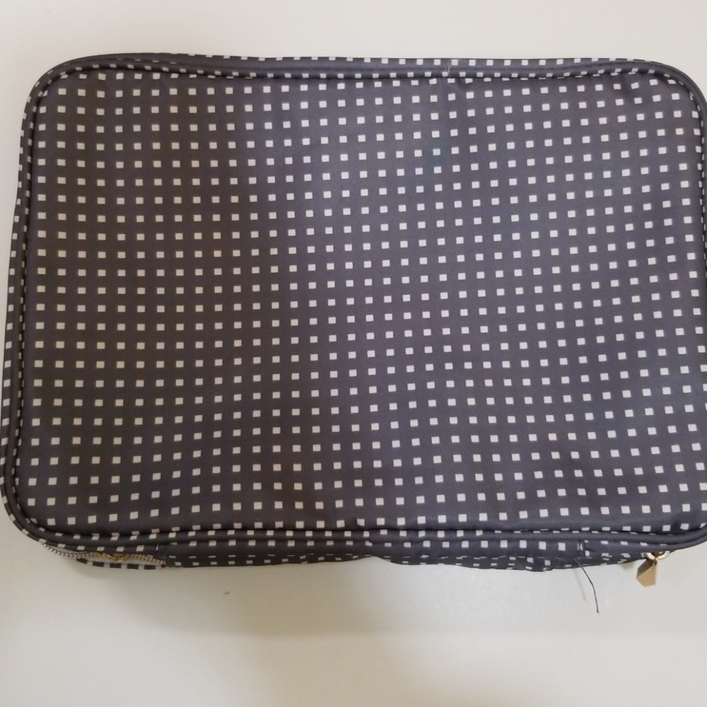 Makeuo bag